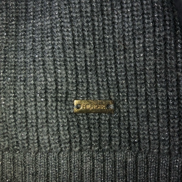 gray and silver Tommy Hilfiger sweater - Picture 7 of 8